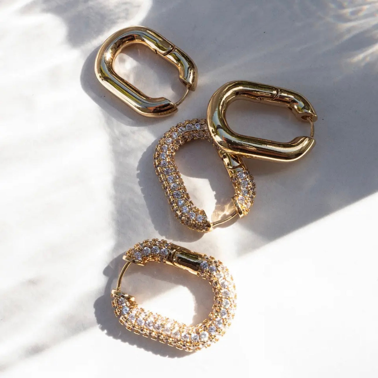 Ari zircona hoops