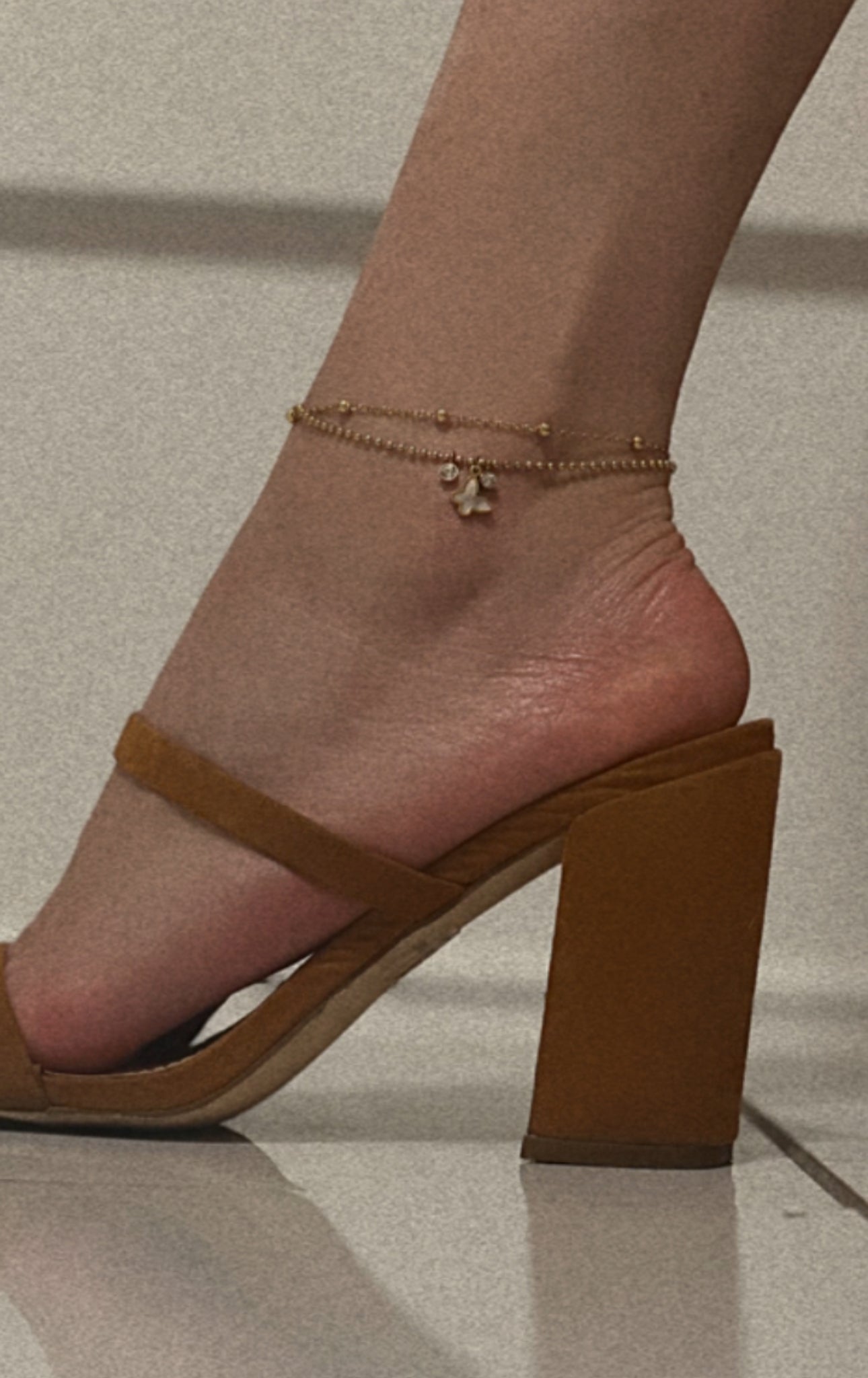 mariposa anklet