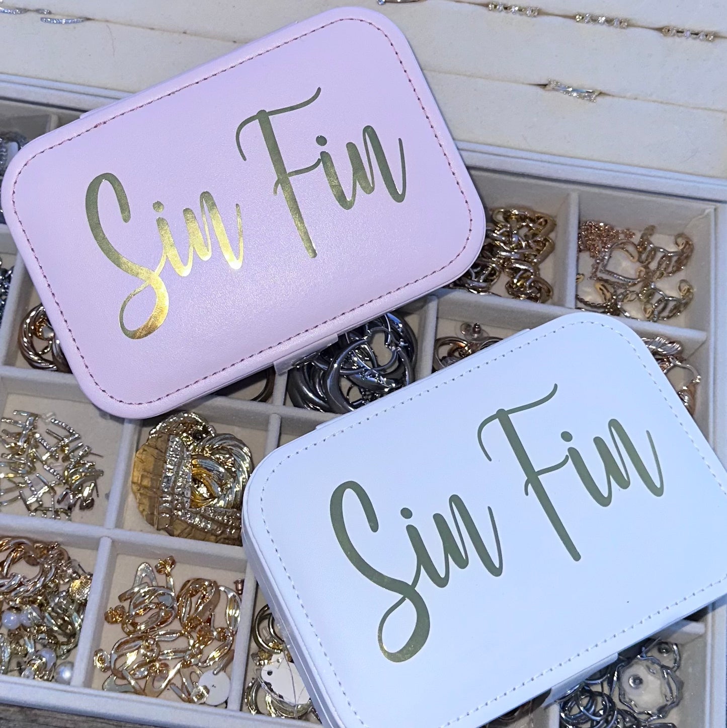 Sin Fin Jewelry Box